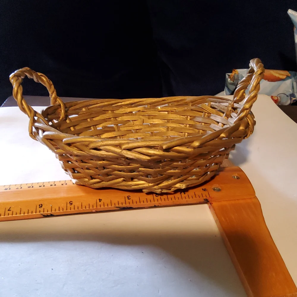 Golden Glitter Basket